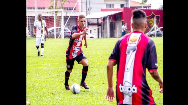 Com atuação magnífica, União Salerno vence o Vera Cruz por 6 a 1 pela Copa Irdival Frezzato/Ases