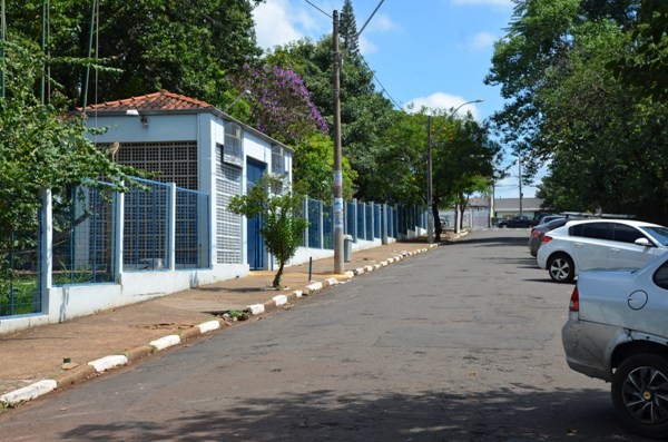 Luiz Dalben assina contrato de R$ 2,3 mi para reforma da Escola Municipal José de Anchieta