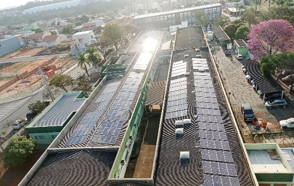 Novo sistema fotovoltaico do HMNO já gera economia aos cofres públicos