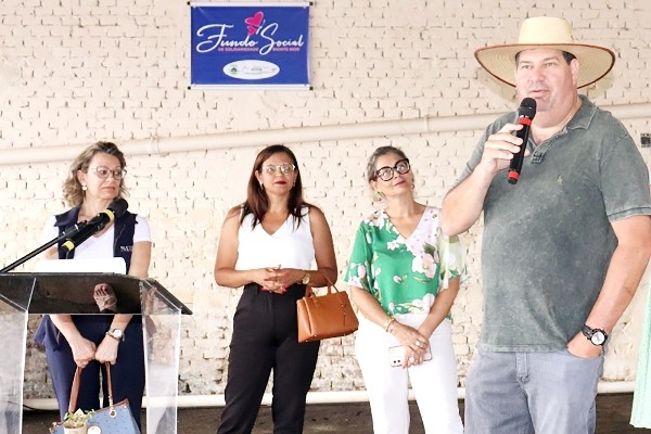 Prefeito Brischi inaugura Fábrica de Fraldas e Absorventes em Monte Mor