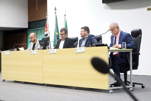 Vereadores aprovam orçamento de R$ 2,5 bilhões para Paulínia em 2024
