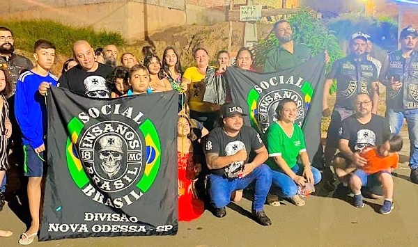 Insanos Moto Clube arrecada leite longa vida em Nova Odessa