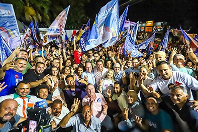 Com centenas de apoiadores, Willian e Décio inauguram comitê no Centro de Sumaré