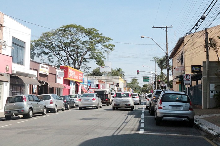 Trânsito de Nova Odessa inova e emite cartão de estacionamento para as gestantes e lactantes