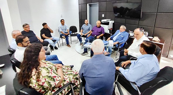 André da Farmácia pede estudo para regularizar áreas públicas de Sumaré