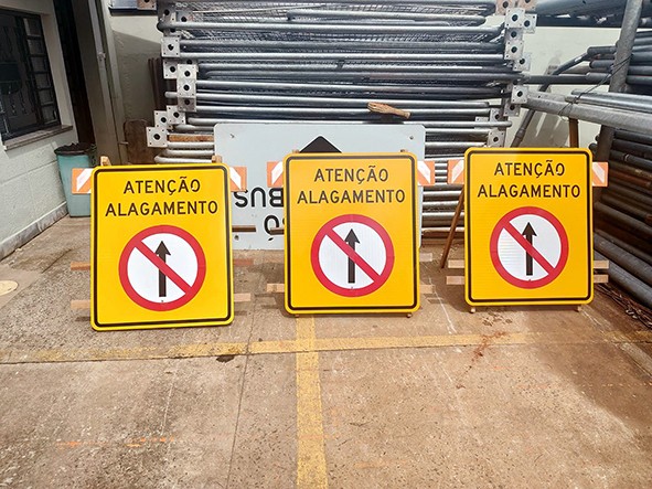 Hortolândia anuncia nova sinalização para impedir tráfego durante a chuva