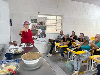Oficina capacita hortolandenses a empreenderem durante a Páscoa