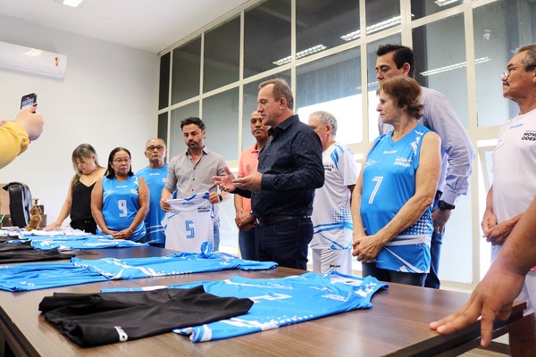 70 atletas representam Nova Odessa nos Jogos da Melhor Idade de 2025