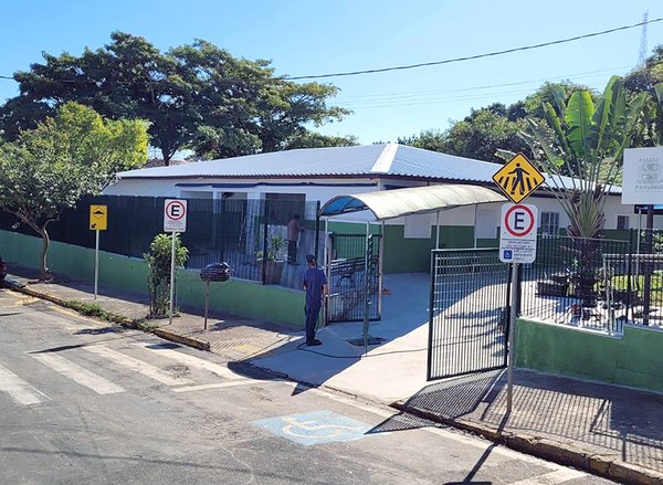 Paulínia vai adequar escolas a vagas de estacionamento e acessibilidade