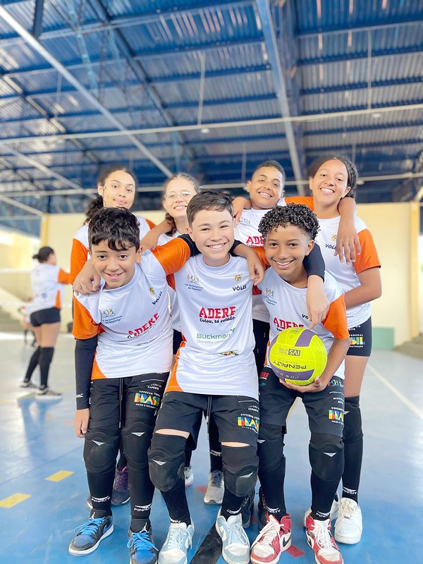Escola de Vôlei ganha força em Sumaré e Hortolândia e tem semestre positivo
