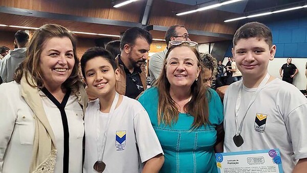 Estudantes de Americana ganham medalhas em olimpíada nacional