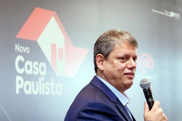 Moradores de Paulínia recebem 77 apartamentos com subsídios do Estado