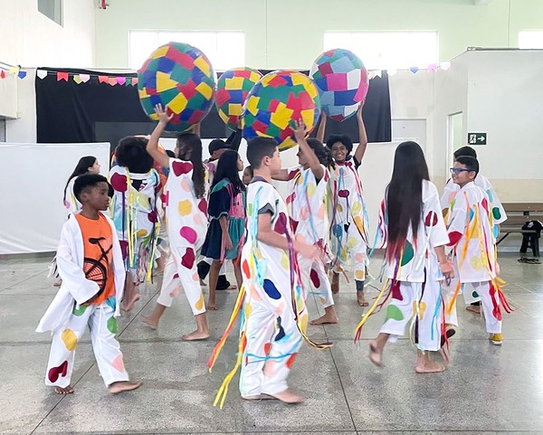 Despertar das Artes tem vagas para oficinas de dança, circo e literatura