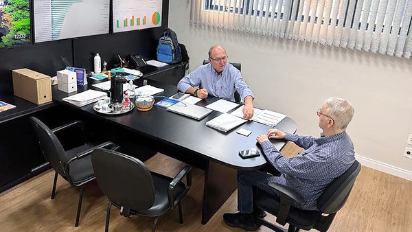 Prefeito de Americana vai ao DAE e acompanha diagnóstico da autarquia