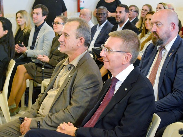 Leitinho encontra presidente da Letônia em Nova Odessa e destaca proximidade