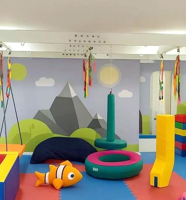 Paulínia firma contrato de materiais educativos para alunos com deficiência e TEA