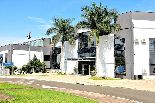 Câmara aprova parecer favorável do TCE-SP às contas de Zezé Gomes