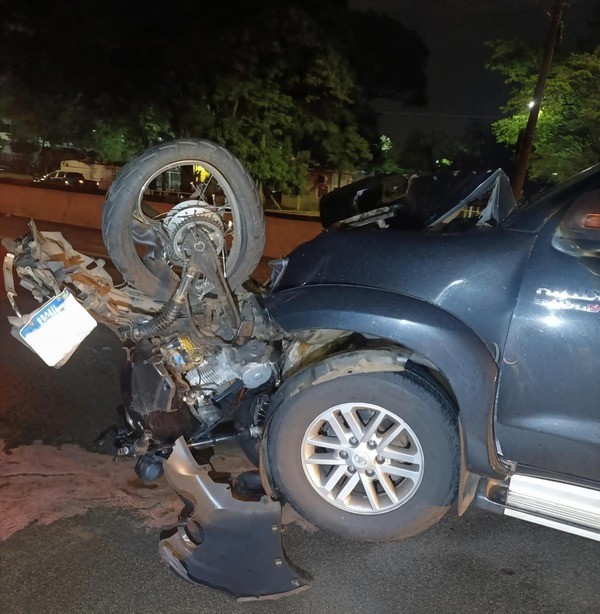 Acidente entre carro e moto deixa um morto e um ferido em Paulínia