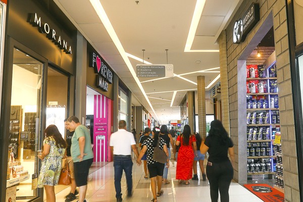 Shopping ParkCity realiza Saldão de Natal com descontos de até 70%