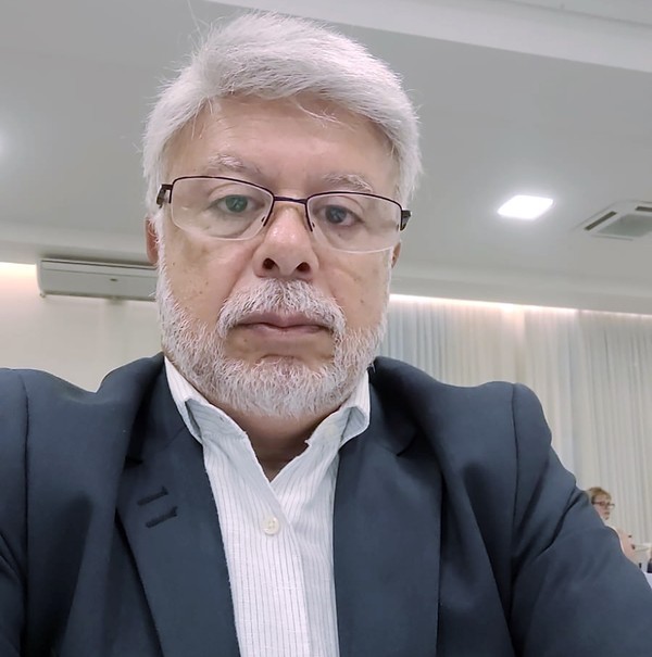 Advogado Edson Pereira dos Santos é reeleito presidente do Conselho do CRS