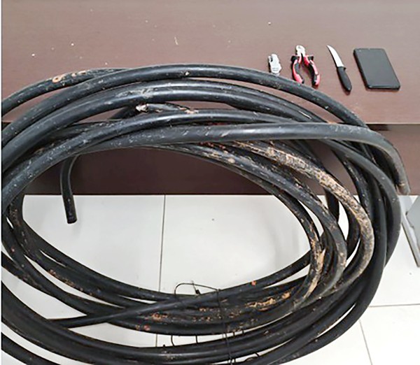 Dupla é presa por furtar fios na região da Rodovia Anhanguera, em Sumaré