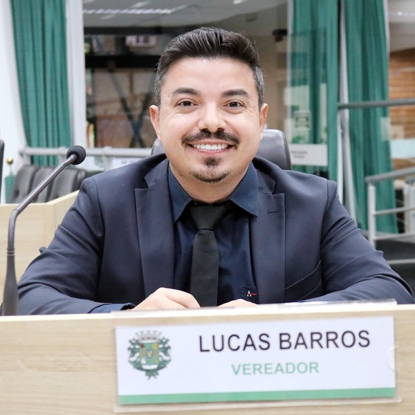 Lucas Barros destina verbas para proteção animal e tratamento de câncer em Paulínia