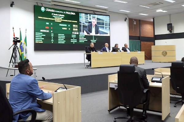Câmara aprova campanha em defesa de vagas especiais em Paulínia