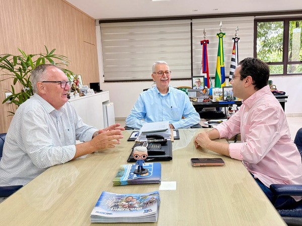 Americana vai ampliar em 25% quadro de cuidadores nas escolas municipais