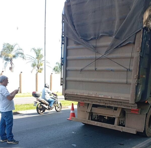 Operação Chorume fiscaliza 63 veículos em Sumaré