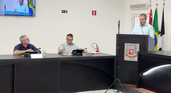 Clima esquenta na Câmara de Nova Odessa com confronto entre Leitinho e vereador André Faganello