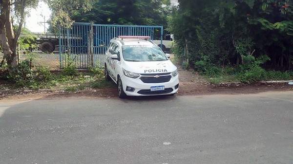 Homem é assassinado a tiros durante ataque a madeireira em Hortolândia