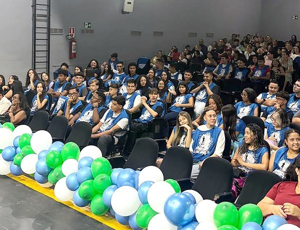 Programa Abrindo Portas forma 106 alunos e amplia oportunidades em Sumaré