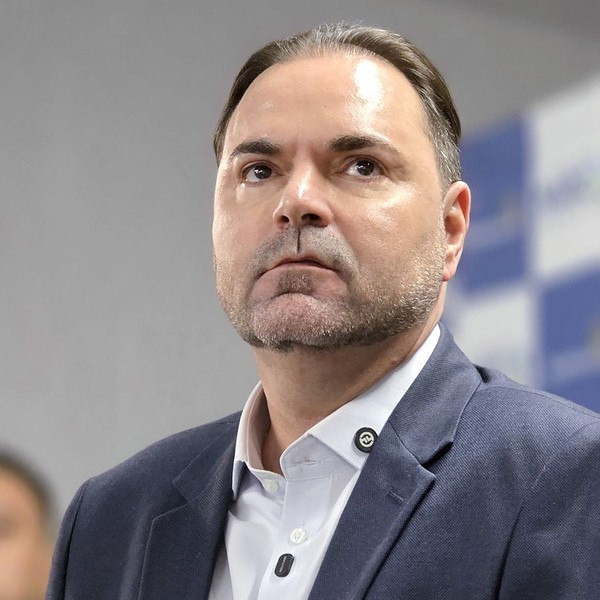 Molina articula avanço da reforma da Ponte San Marino em Santa Bárbara