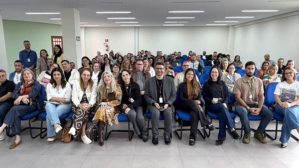 Capacitação sobre febre maculosa reúne gestores de escolas estaduais em Sumaré