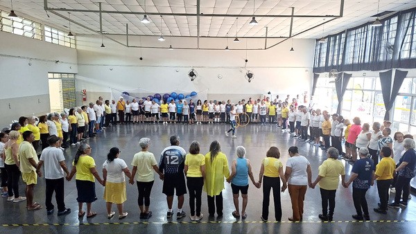 Fundo Social de Solidariedade de Nova Odessa concentra idosos em prevenção